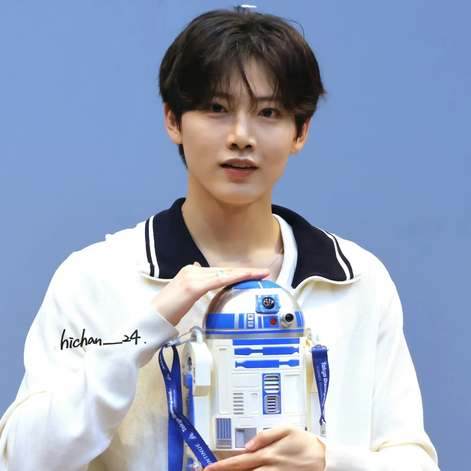 Behind-the-scenes cut of Junkyu (TREASURE)