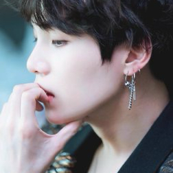 슈가 (방탄소년단) 최근 활동샷