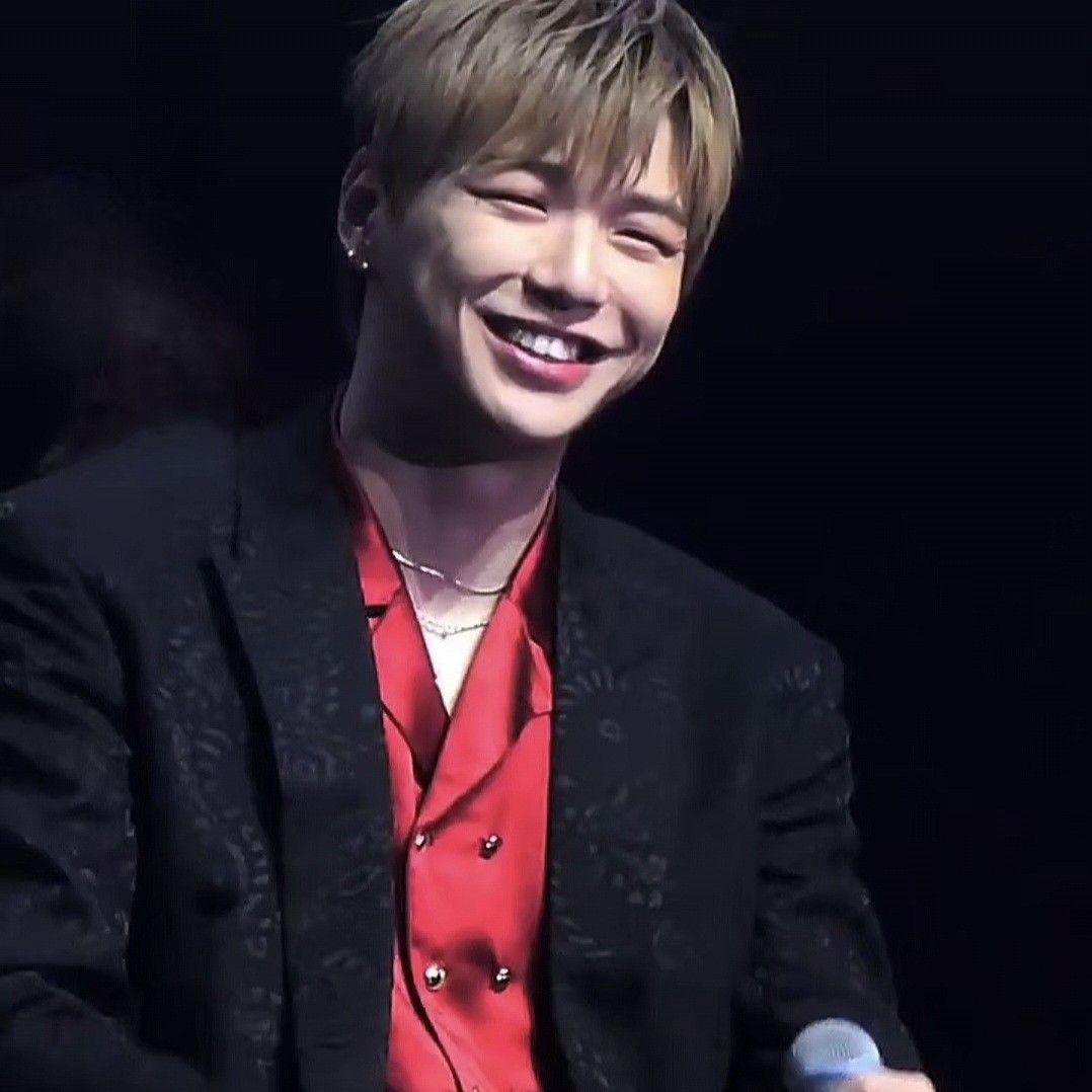 강다니엘의 최신 사진