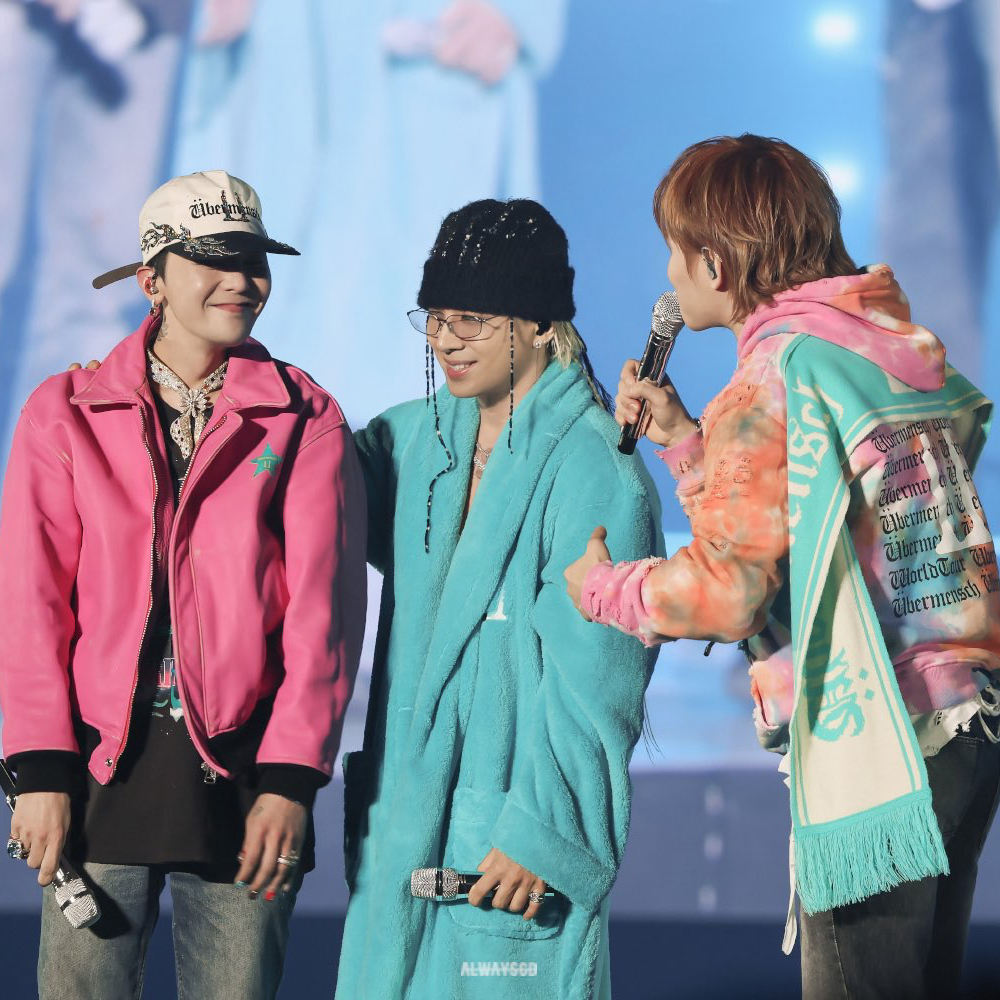 Latest photo of BIGBANG