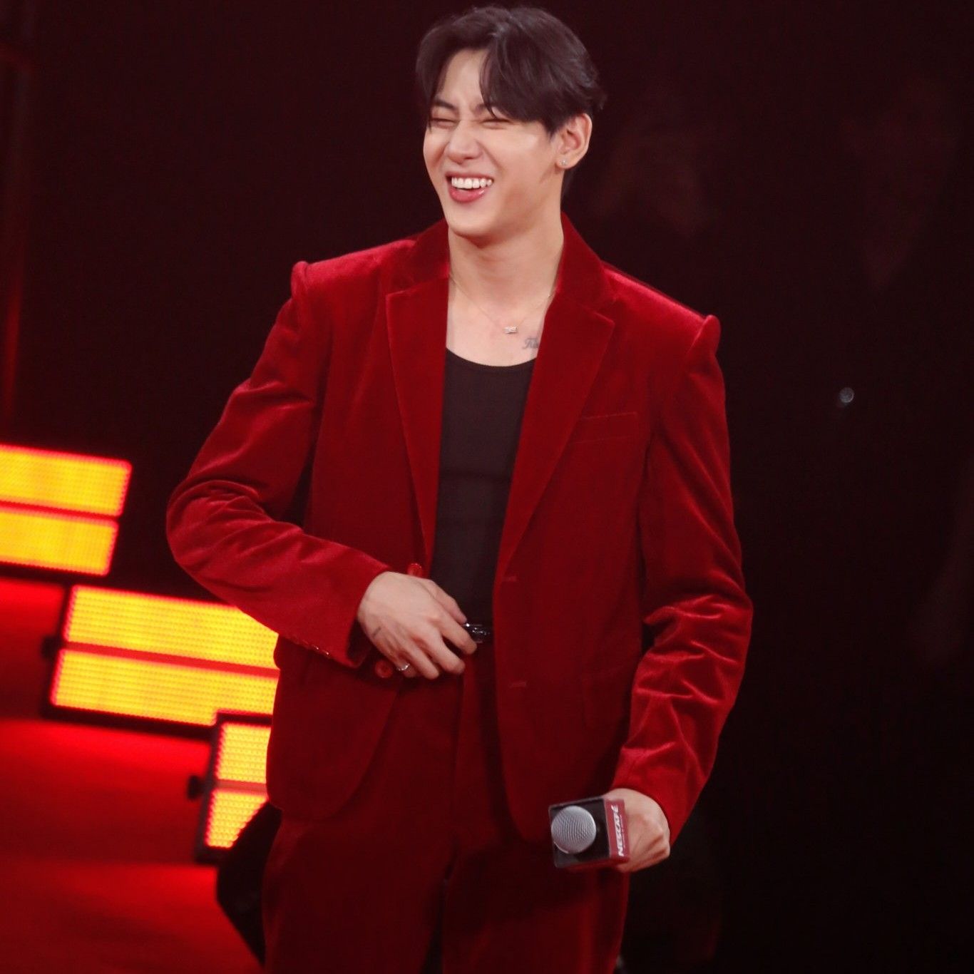 Behind-the-scenes cut of Bambam (GOT7)