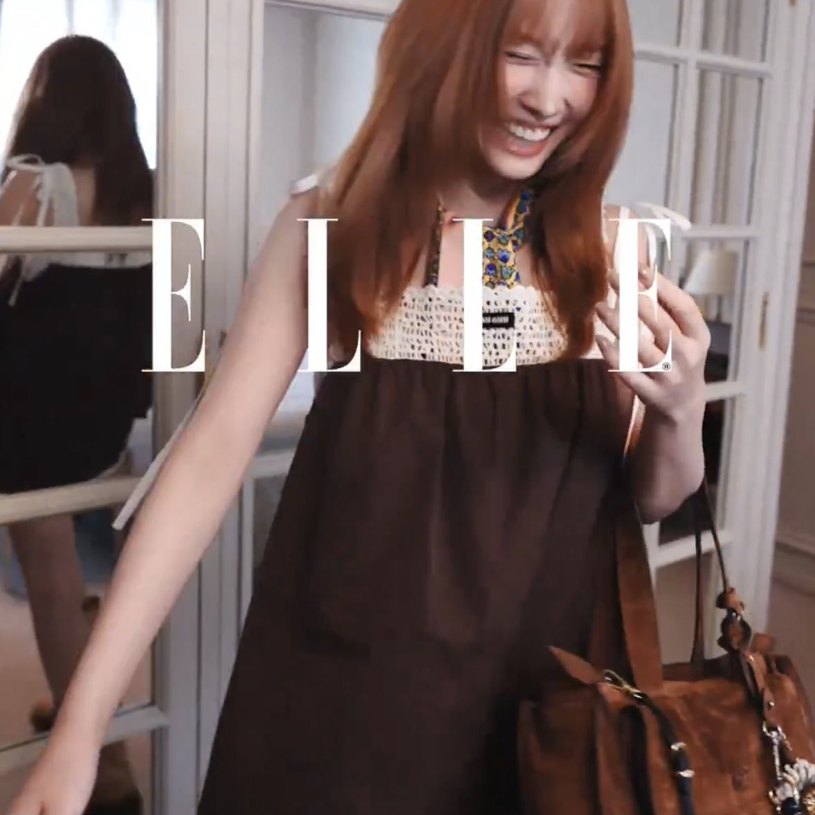 Potret di balik layar Momo (TWICE)