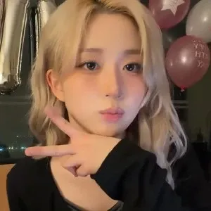 Latest photo of NMIXX