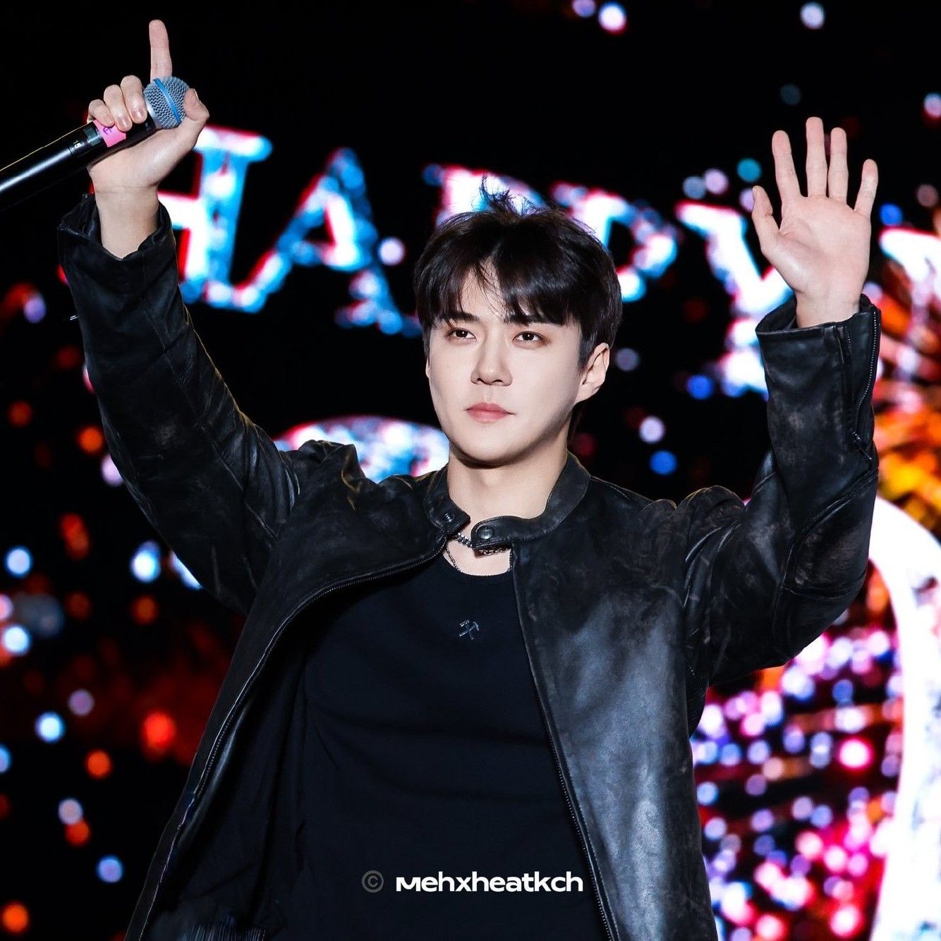 Foto aktivitas terbaru Sehun (EXO)