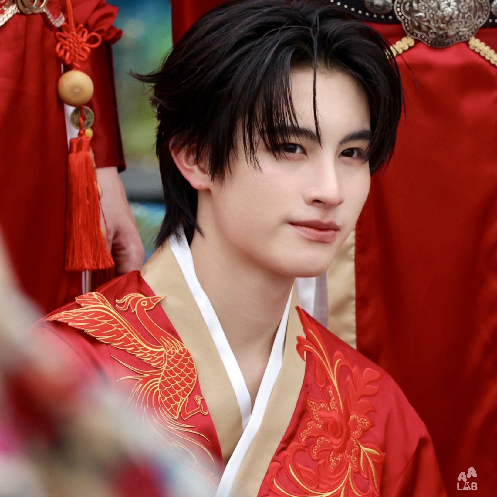 Behind-the-scenes cut of Aa (BUS)