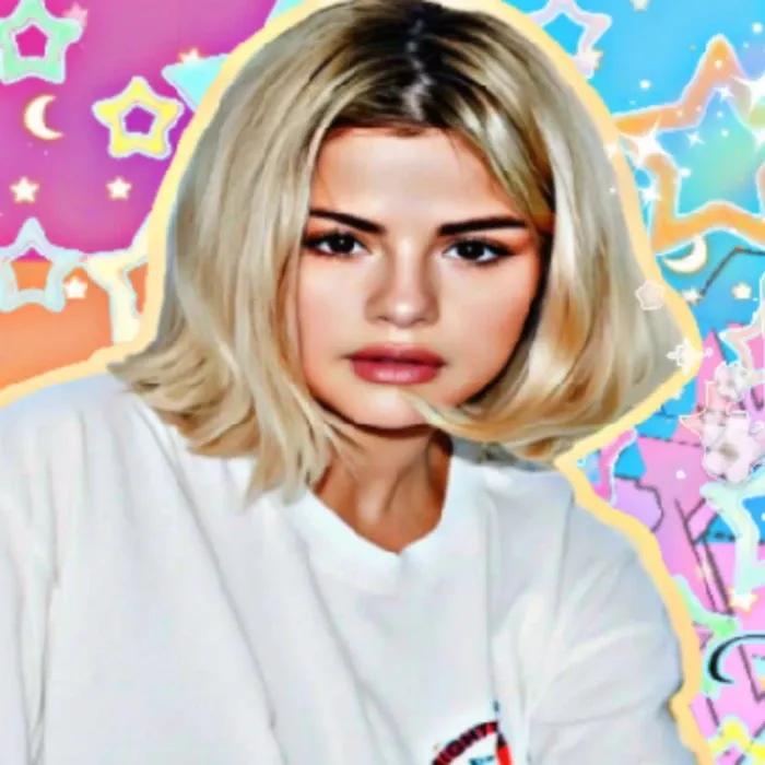 Latest photo of Selena Gomez