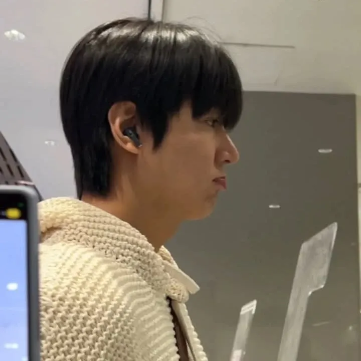 아스트로 최근 활동샷