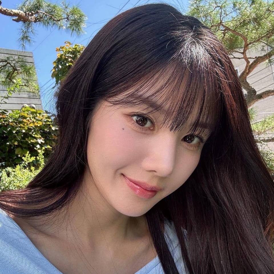 Behind-the-scenes cut of Kwon Eunbi