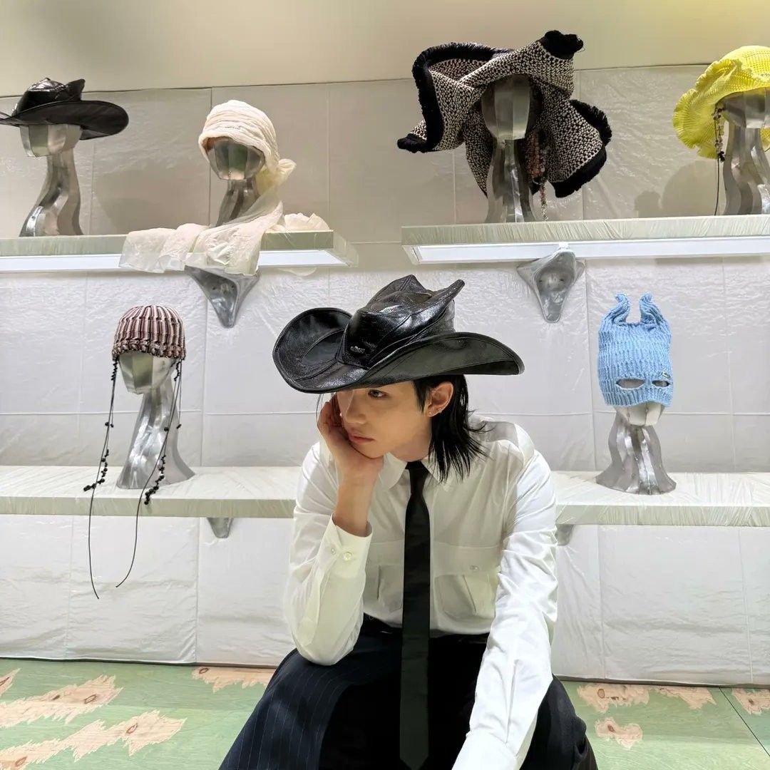 A moment captured by Felix (Stray Kids)'s fan