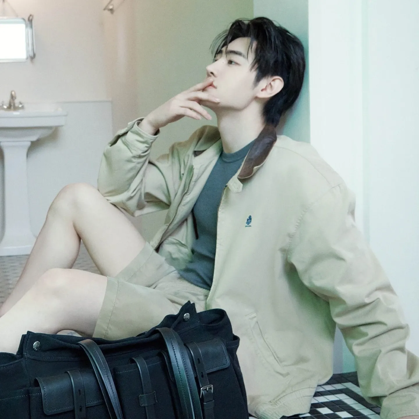 Latest photo of Sunghoon (ENHYPEN)