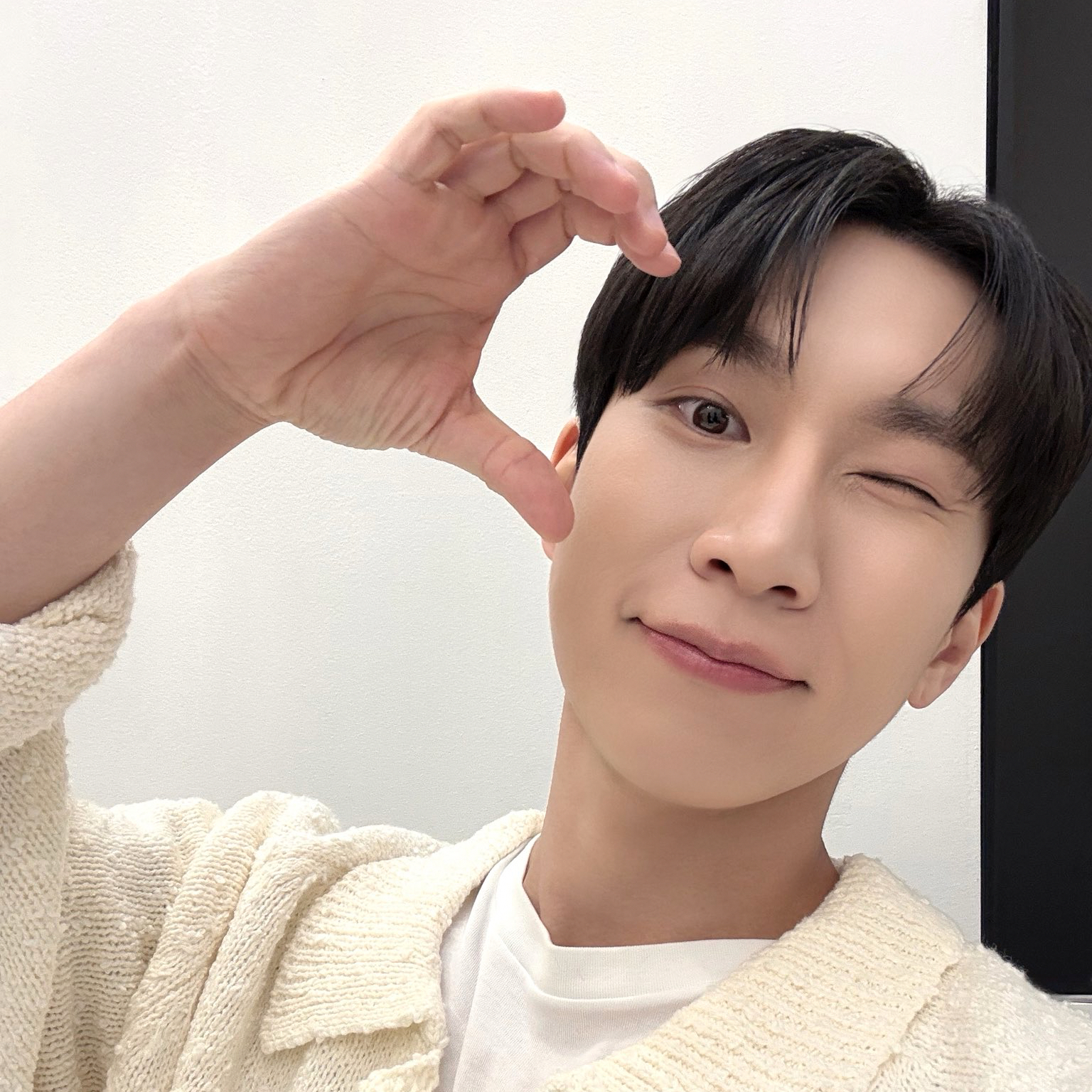 Latest photo of Seo Eunkwang (BTOB)