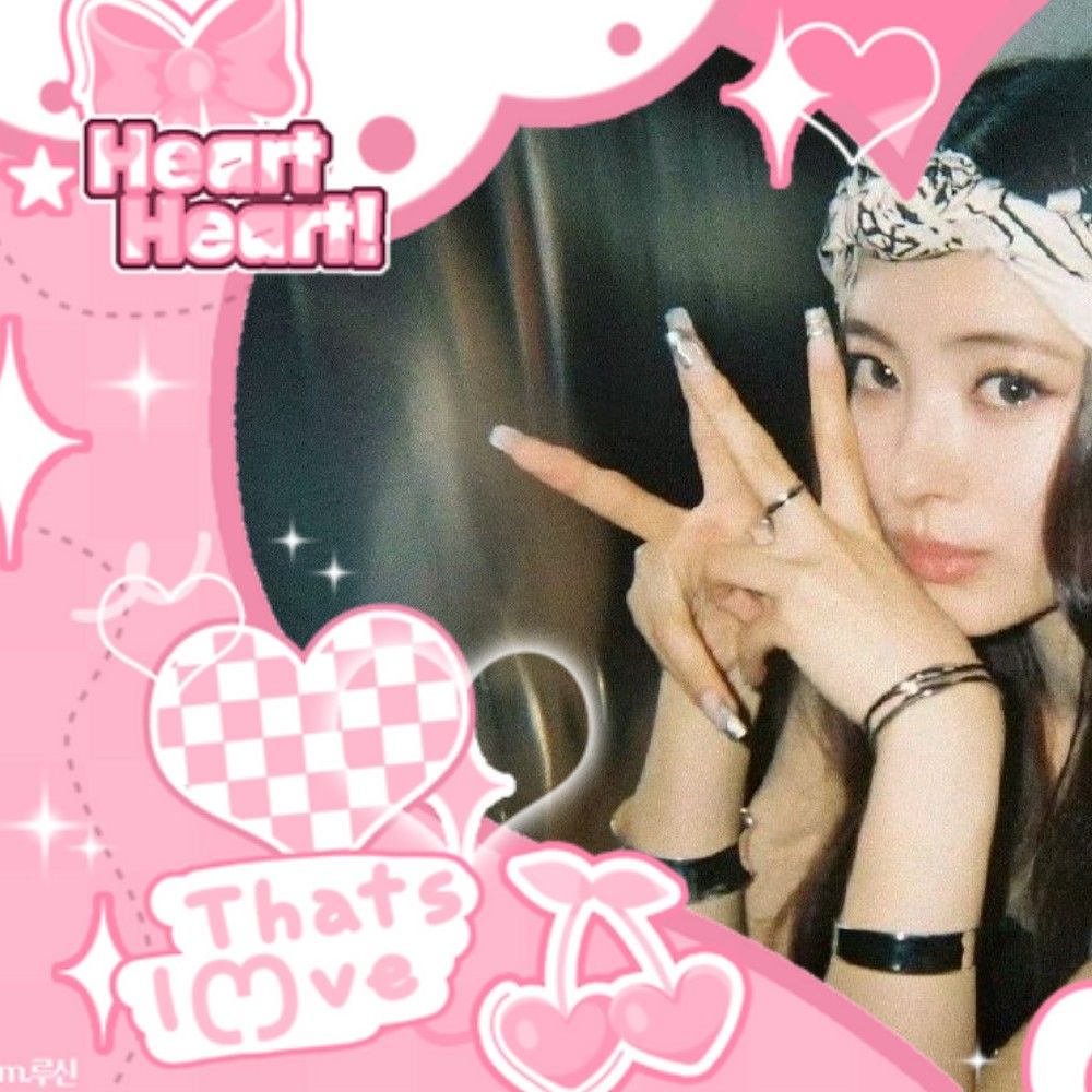 Foto aktivitas terbaru Anna (MEOVV)