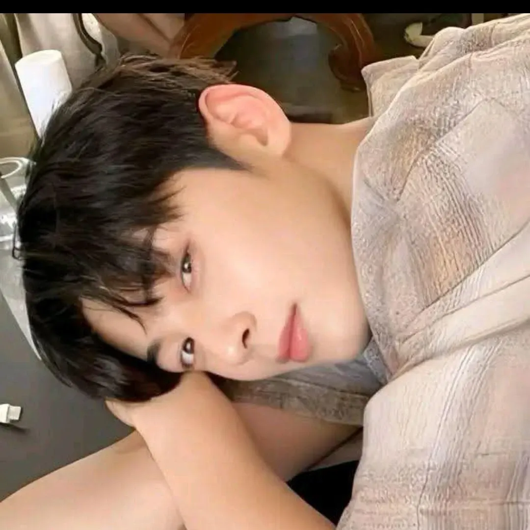 A moment captured by Eunwoo (ASTRO)'s fan