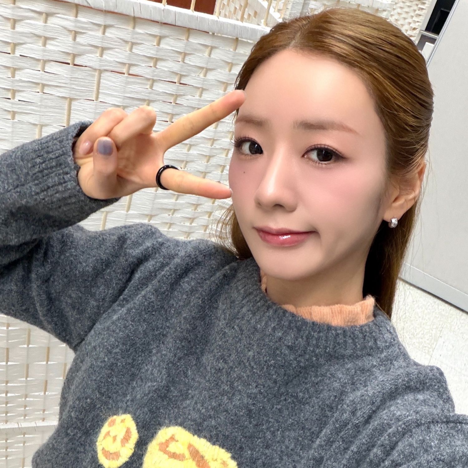 Behind-the-scenes cut of Yoon Bomi (Apink)