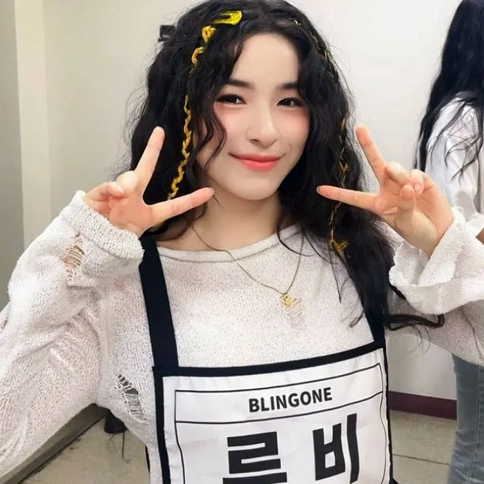 Behind-the-scenes cut of Rubi (BLINGONE)