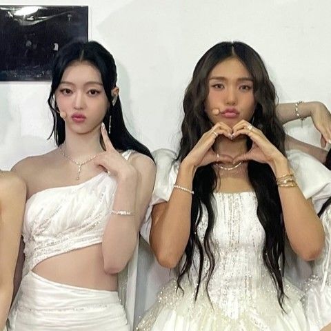 Behind-the-scenes cut of OH MY GIRL