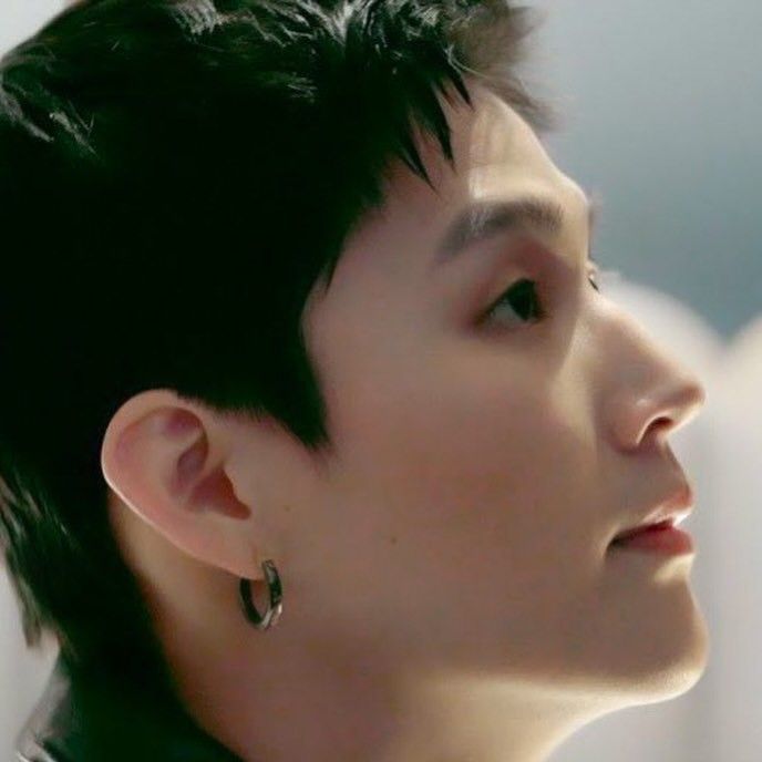 Latest photo of JAY B (GOT7)