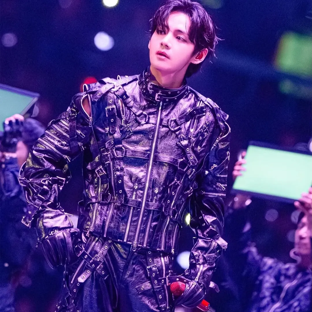 V (BTS)の最近の活動写真