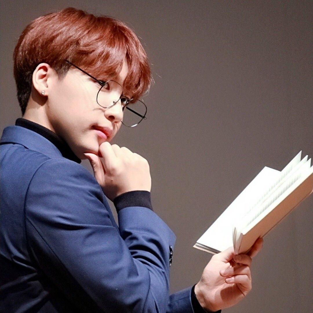 Behind-the-scenes cut of Jeong Sewoon