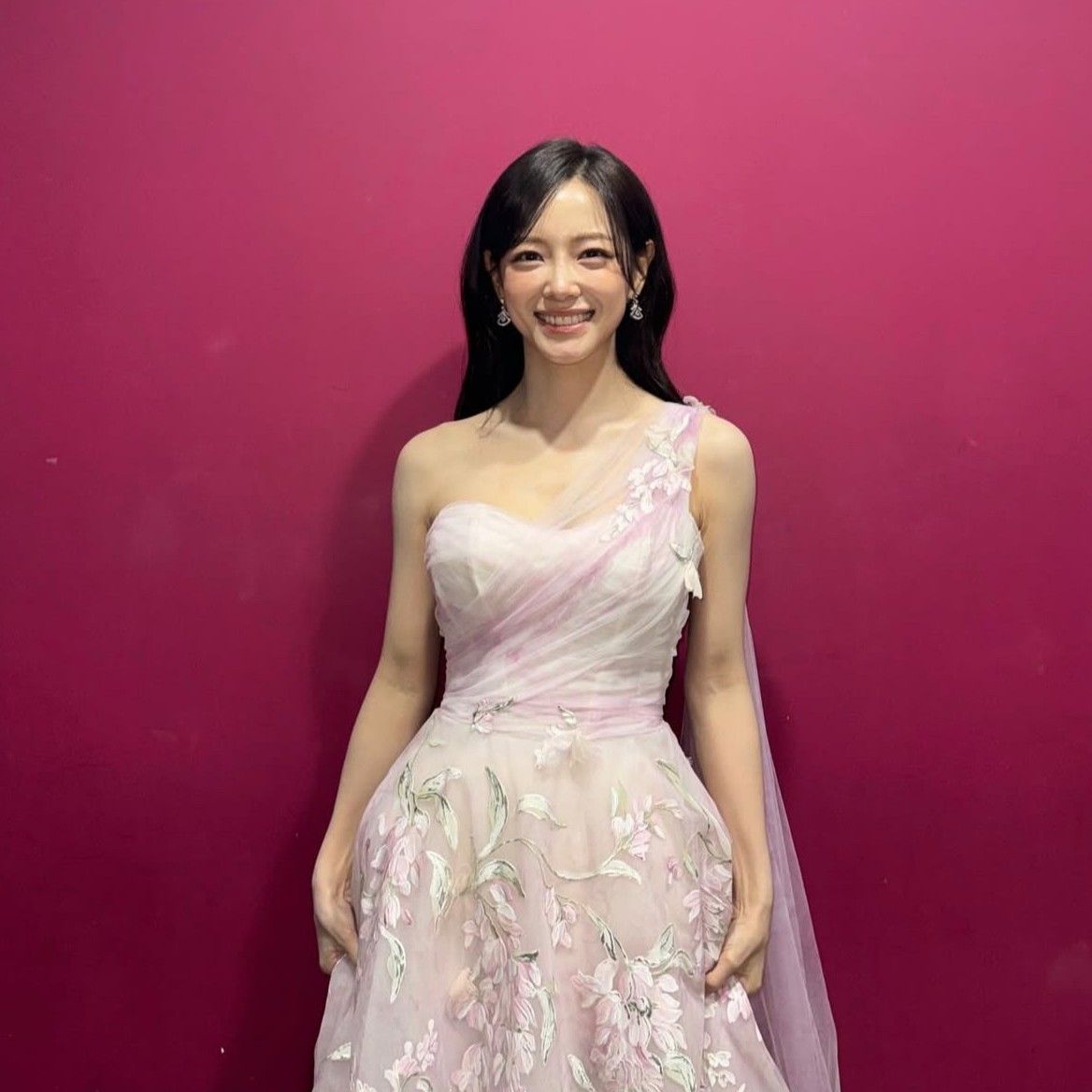 Behind-the-scenes cut of Sejeong