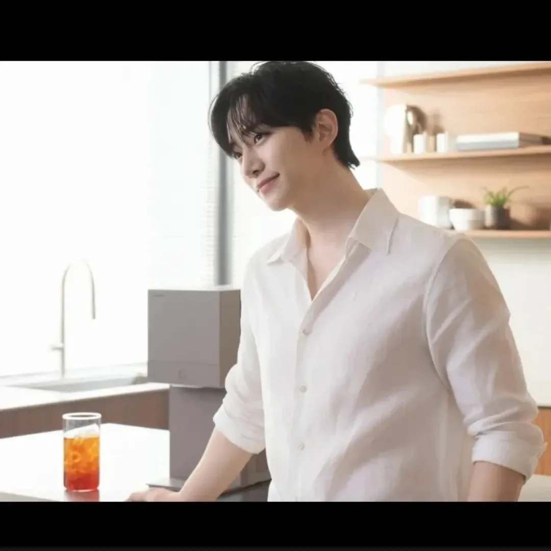 Recent activity shot of Junho (2PM)