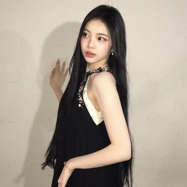 Ian Wallpaper Free Download | High-Quality Idol Photo Collection