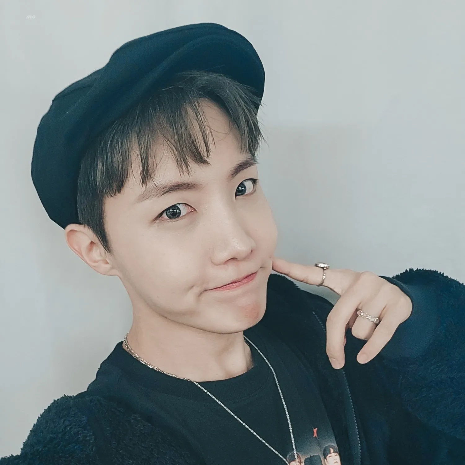 J-hope (防彈少年團)的幕後花絮