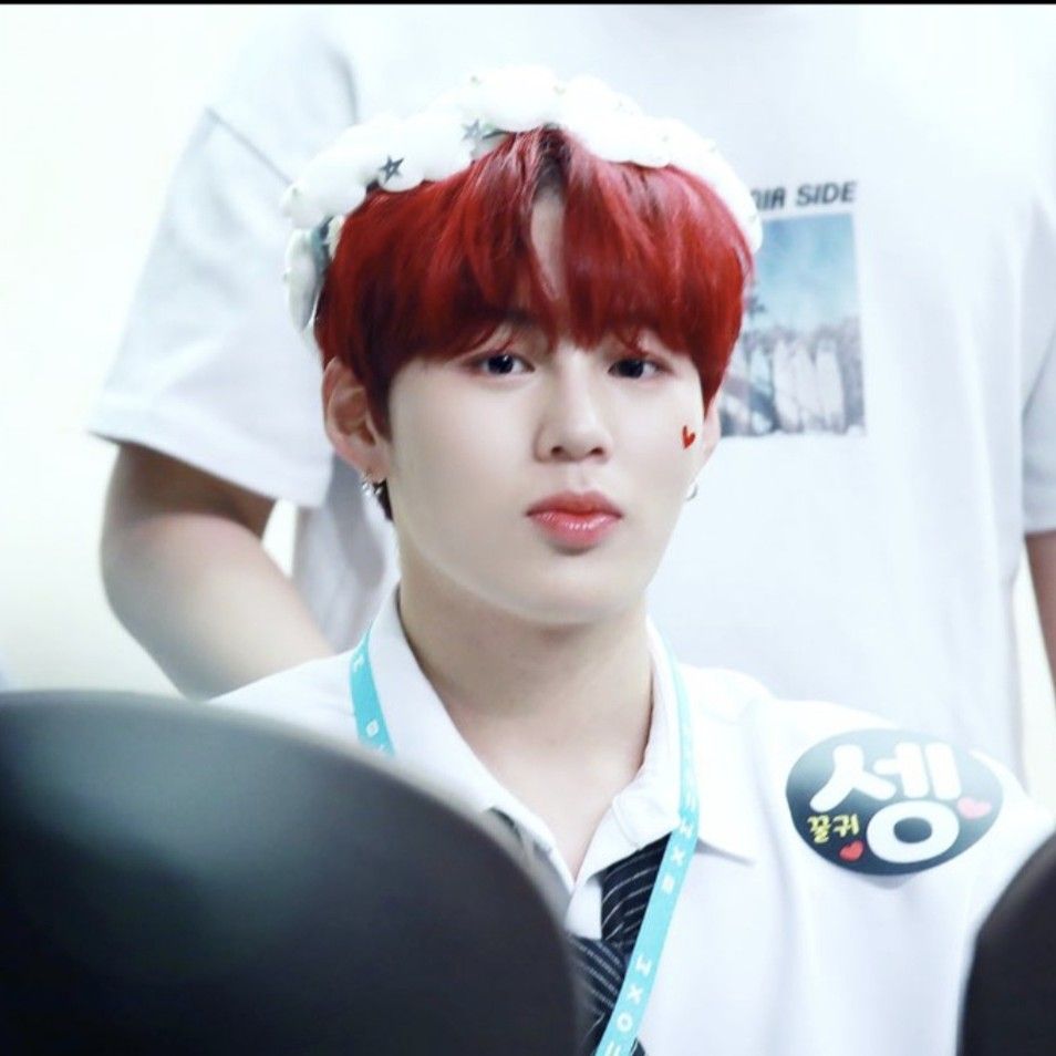 하성운의 비하인드 컷