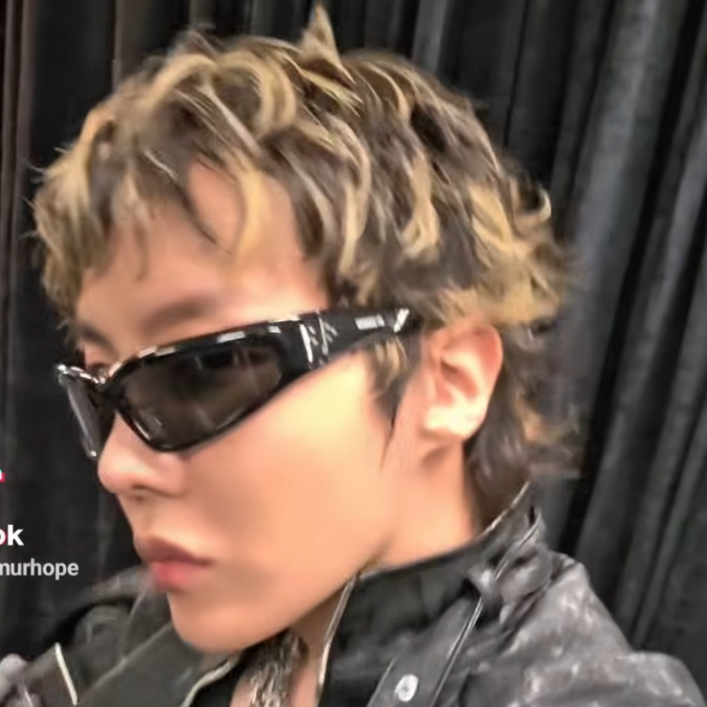 Potret di balik layar j-hope (BTS)