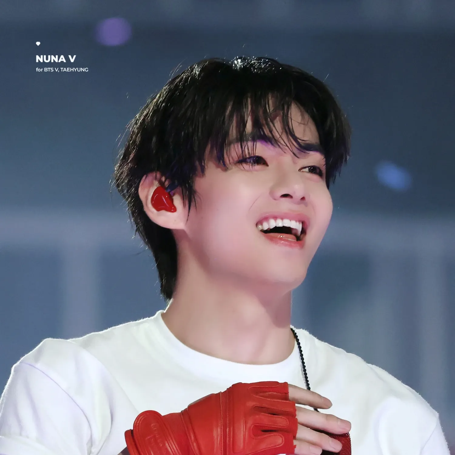 V (BTS)の舞台裏ショット