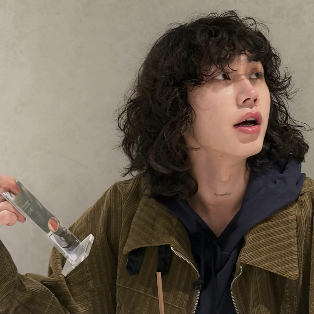 Recent activity shot of Jung Ilhoon