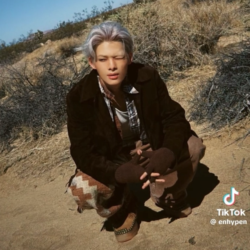 NI-KI (ENHYPEN)的最新活动照片