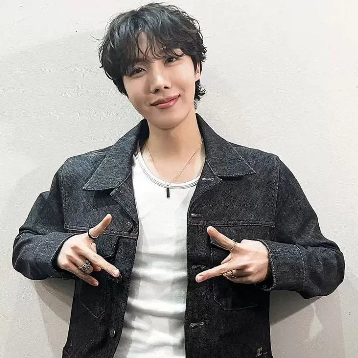 제이홉 (방탄소년단)의 비하인드 컷