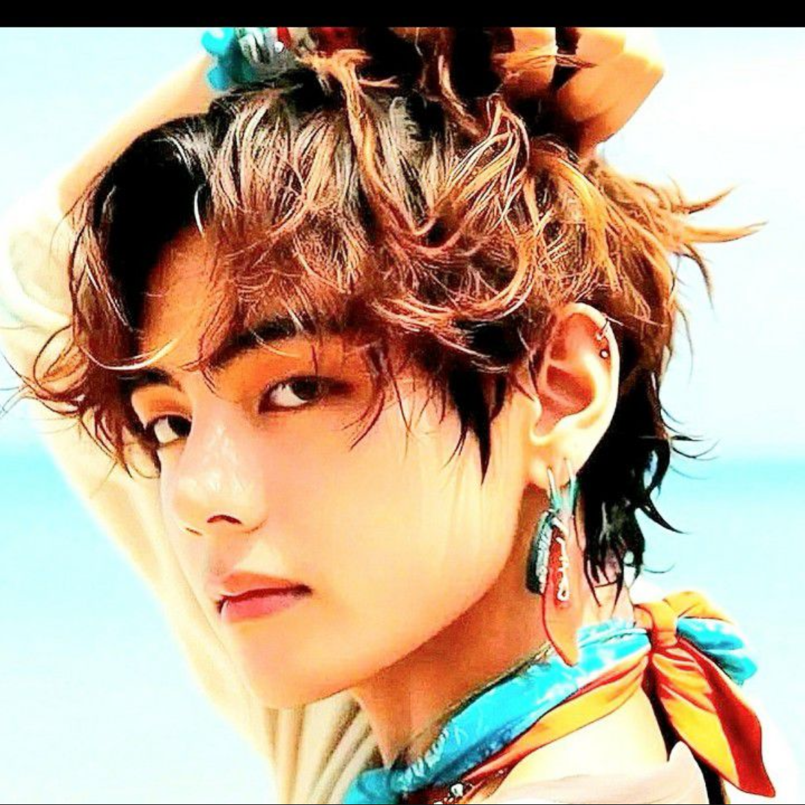 Latest photo of V (BTS)