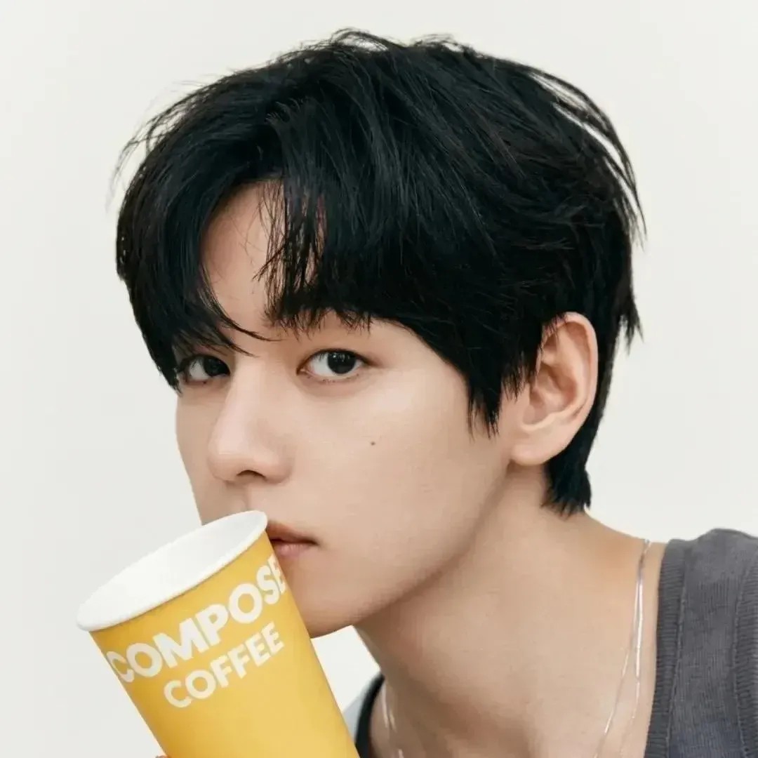 V (BTS)の最新写真