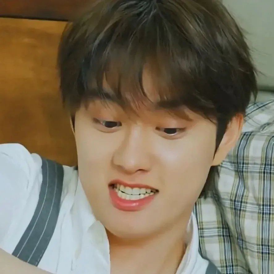 Momen yang diabadikan oleh penggemar D.O. (EXO)