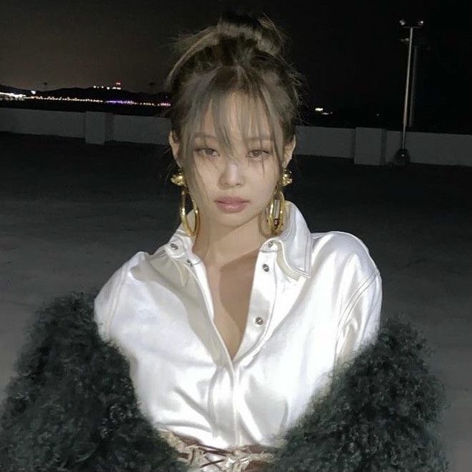 제니 (BLACKPINK)의 비하인드 컷