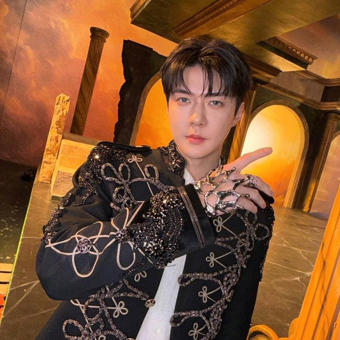 Today's hottest K-pop community feed
