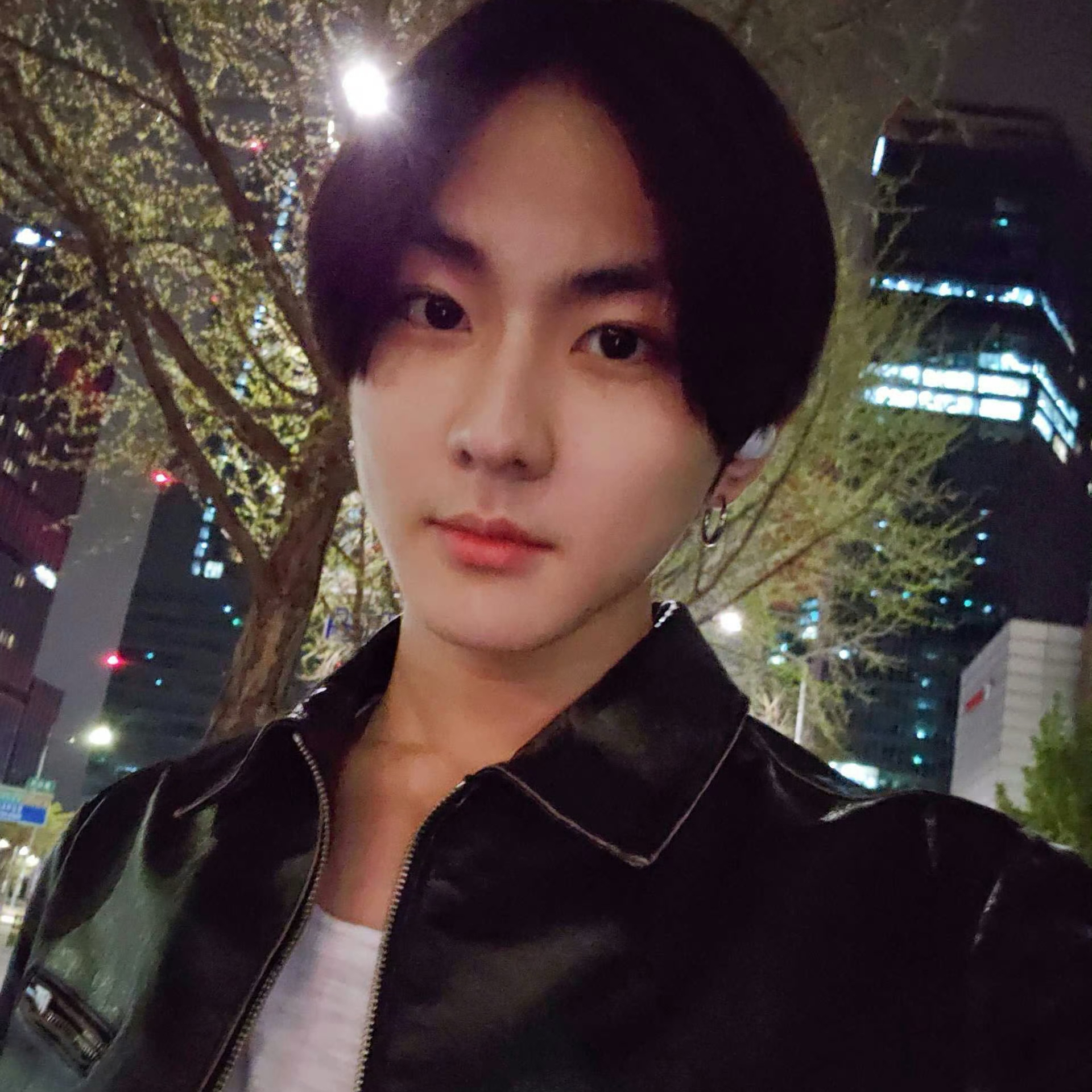 Behind-the-scenes cut of Jungwon (ENHYPEN)