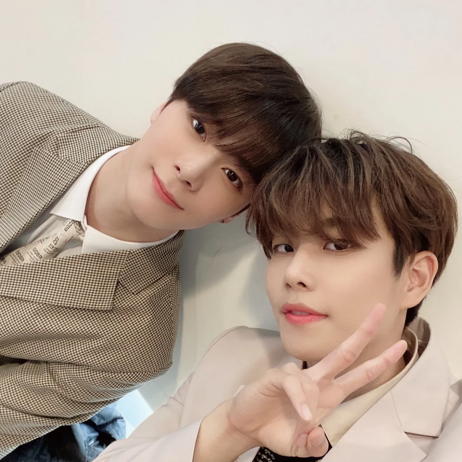 Latest photo of MJ (ASTRO)