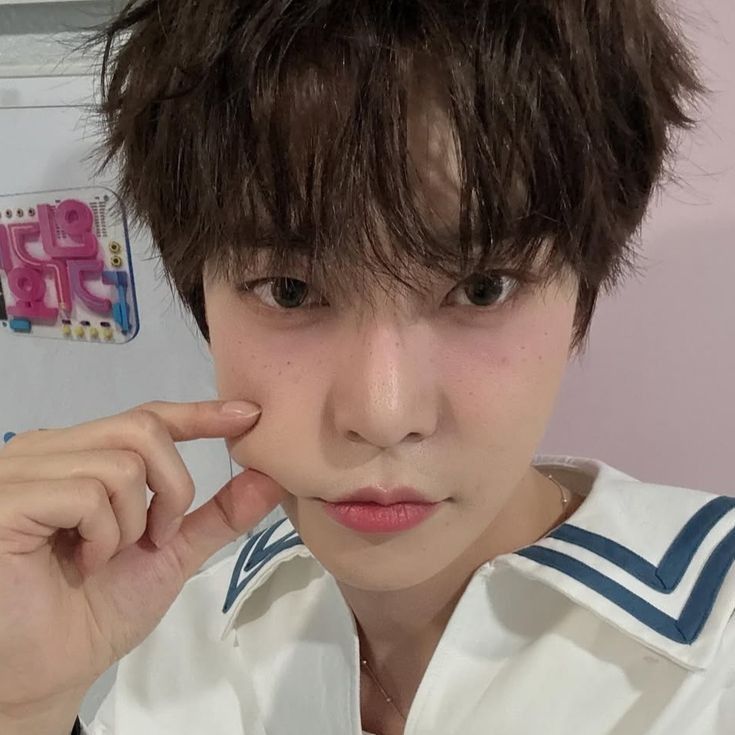 Behind-the-scenes cut of Doyoung (NCT 127)