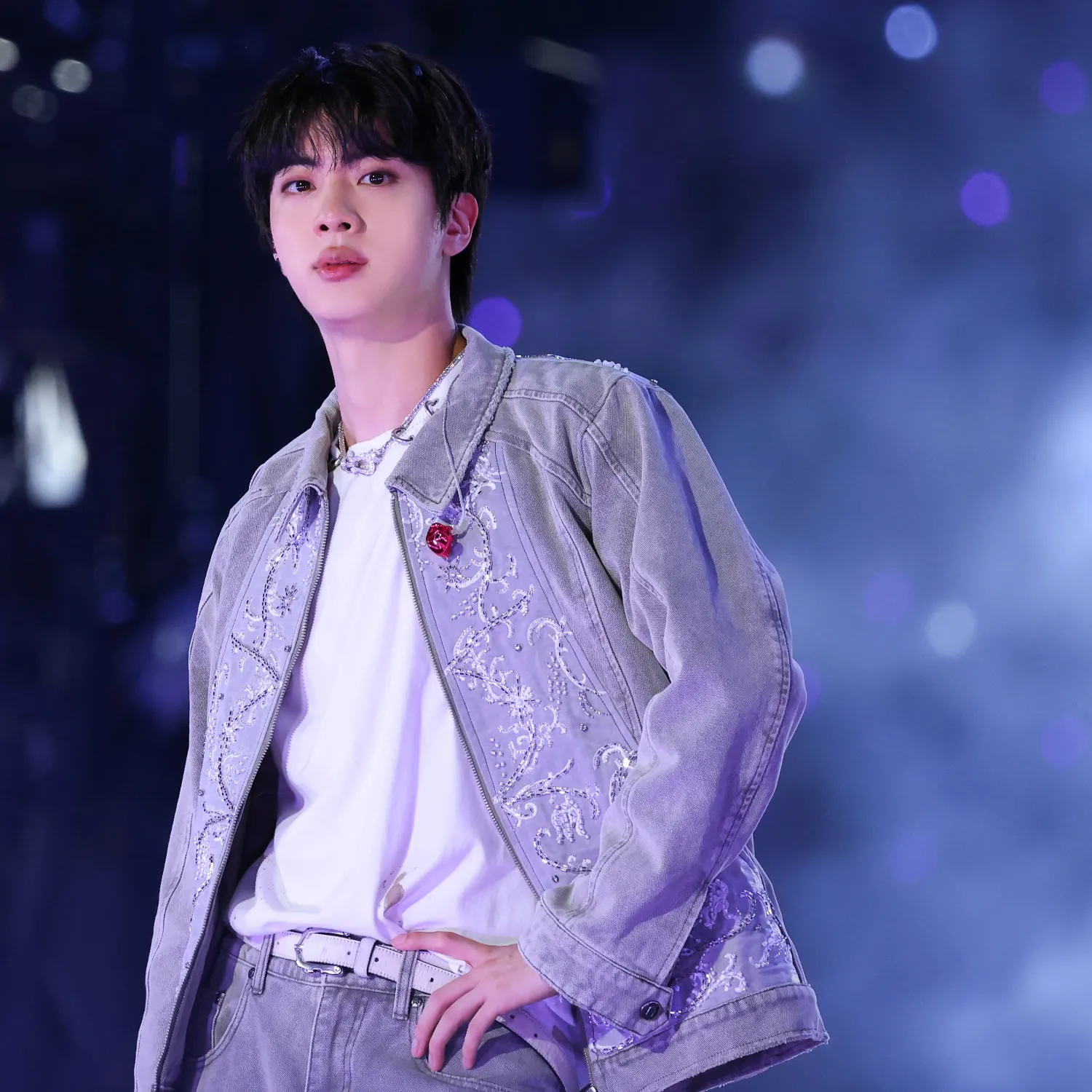Potret di balik layar Jin (BTS)