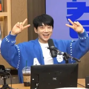 Latest photo of Hwang Chiyeol