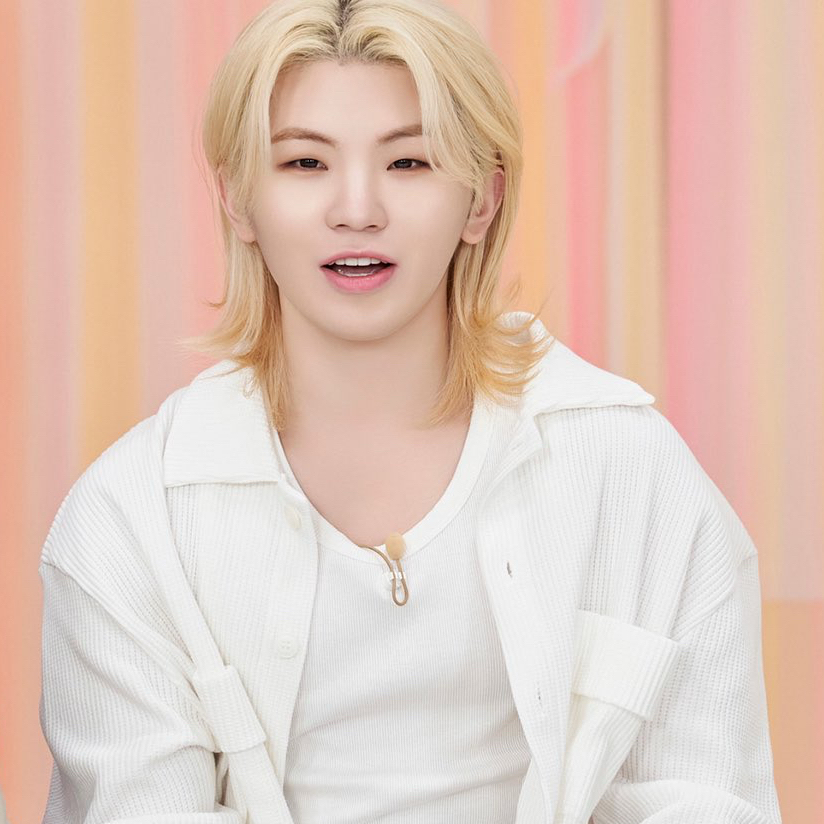 A moment captured by Woozi (SEVENTEEN)'s fan