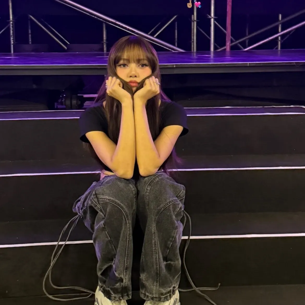 Potret di balik layar Lisa (BLACKPINK)