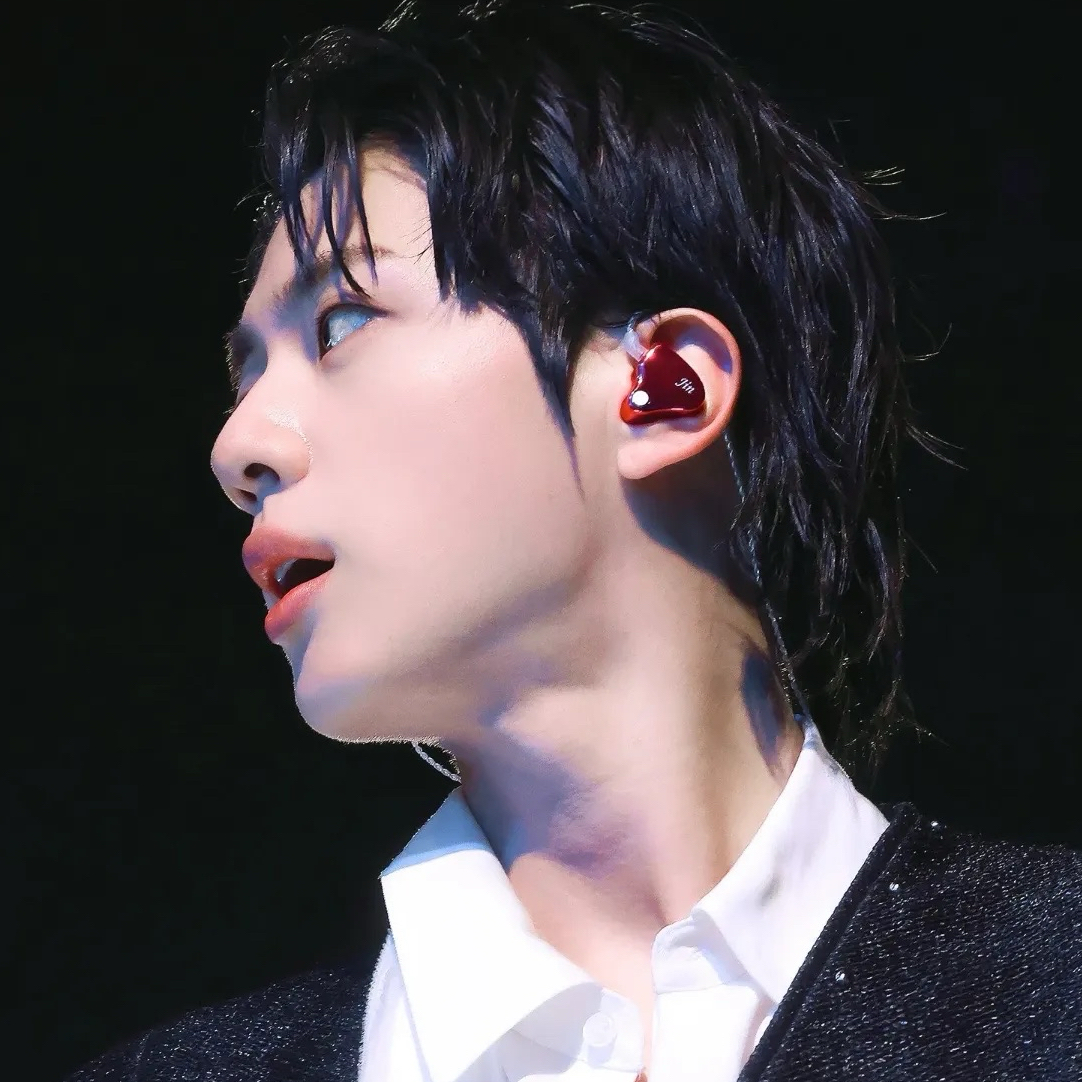 Latest photo of Jin (BTS)