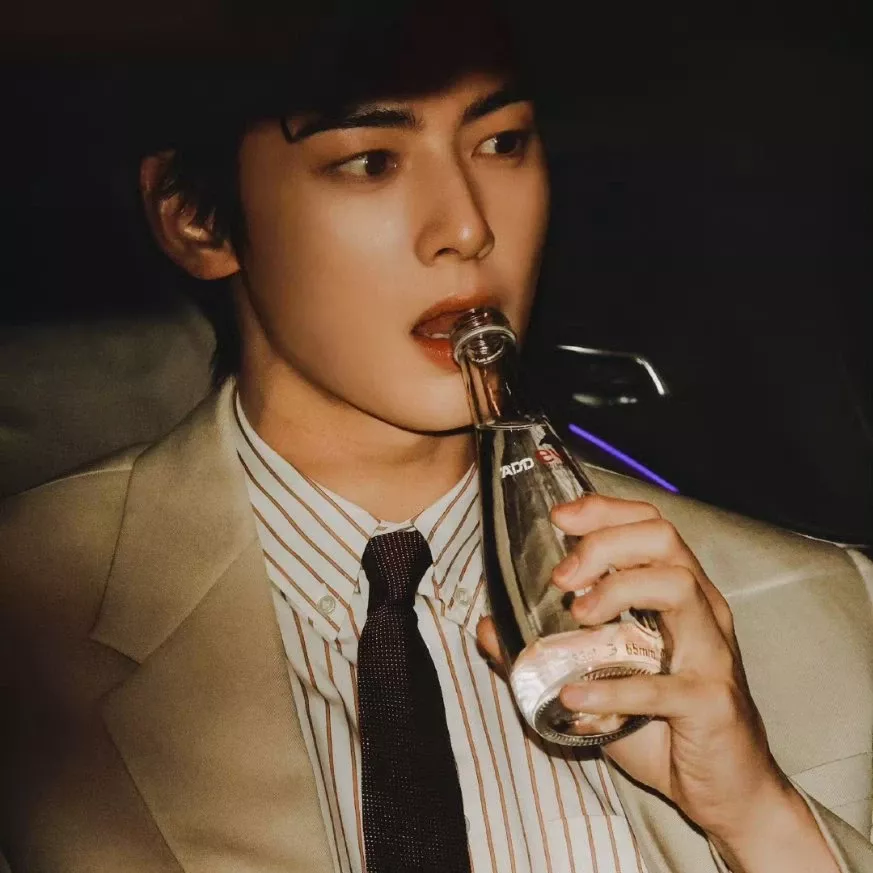 Behind-the-scenes cut of Eunwoo (ASTRO)