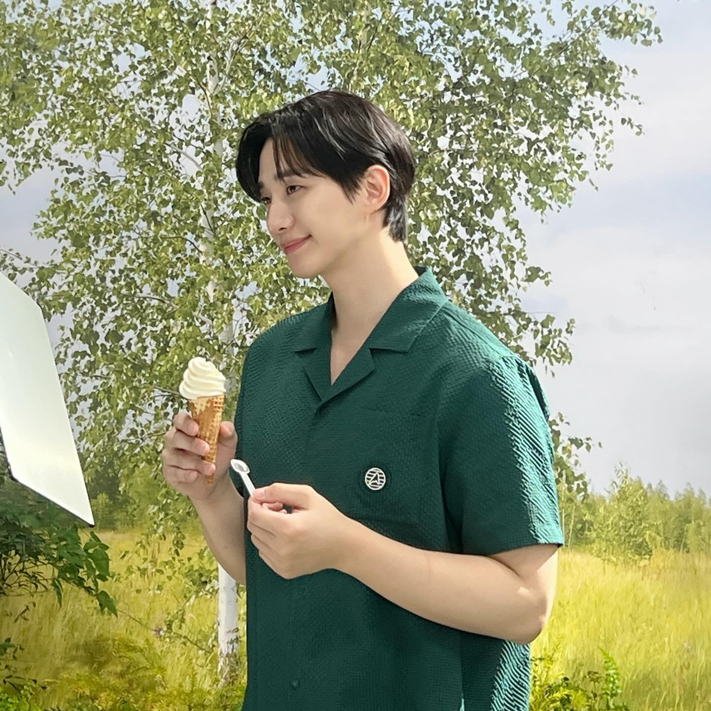 Behind-the-scenes cut of Junho (2PM)