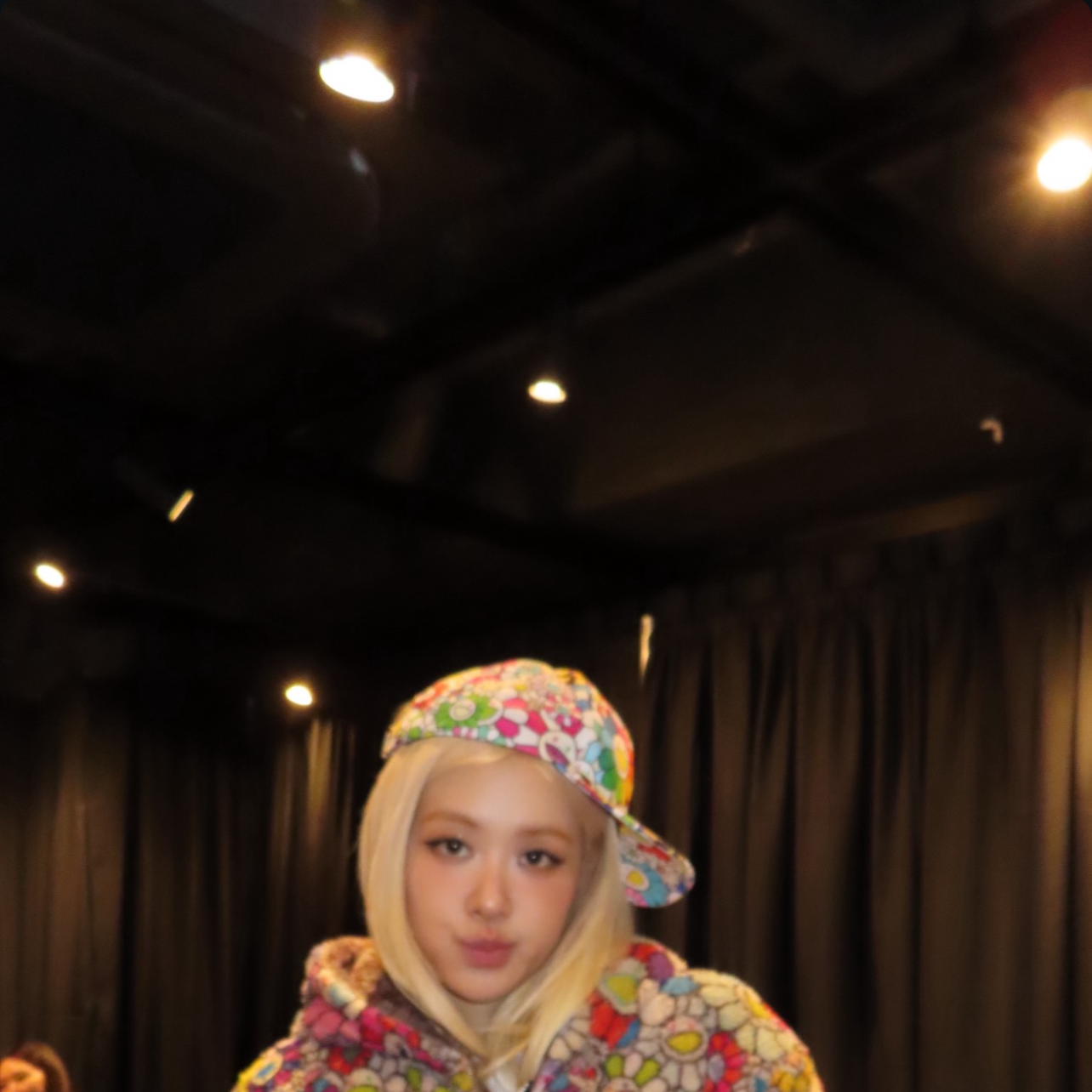 BLACKPINK의 비하인드 컷