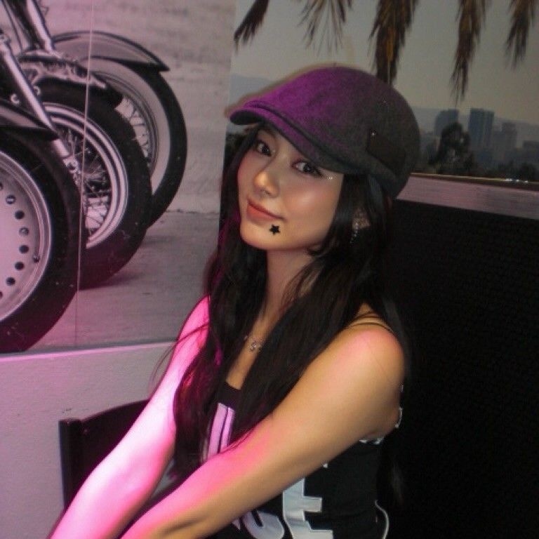 Foto terbaru Tzuyu (TWICE)